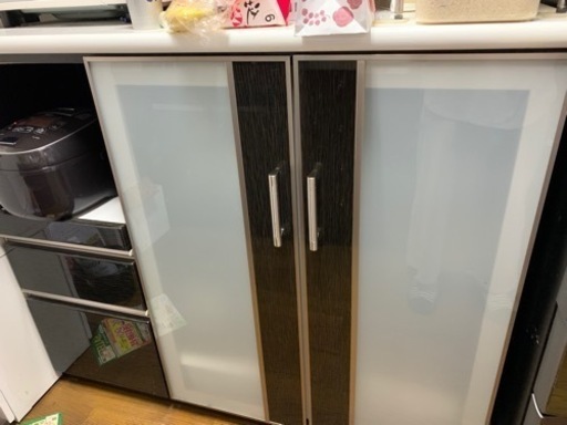 食器棚値下げしました