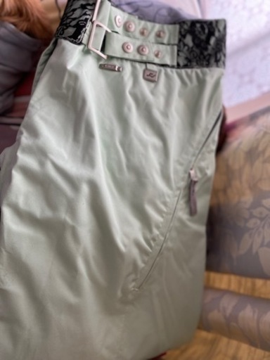 スノーボードパンツ