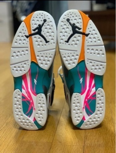 NIKE エアジョーダン8 WHITE/TURBO GREEN 28.5cm