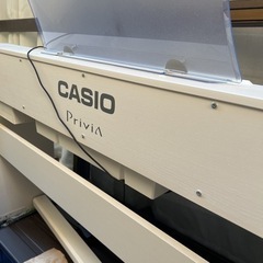 カシオ　電子ピアノ　ホワイト
