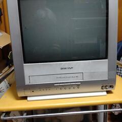 テレビデオ【ビデオ一体型テレビ受像機】差し上げます。