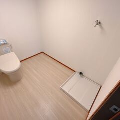 石岡市石川の一軒家貸します！広～い庭付き & リフォーム済みで広い駐車場も付いています！ − 茨城県