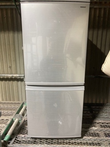 SHARP SJ-D14D-S 冷蔵庫137ℓ 14,200円