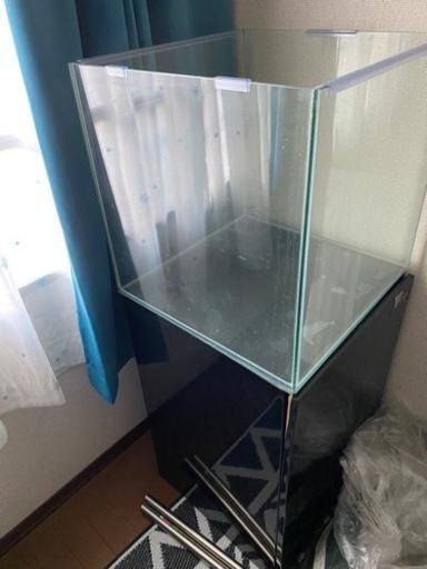 値下げしました！45cmキューブ 水槽 台付き