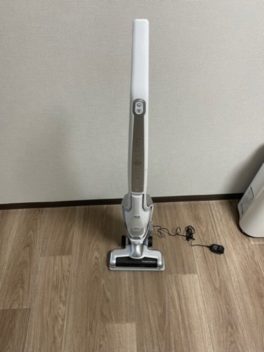 AQUAコードレス掃除機