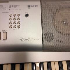 電子ピアノ　Yamaha DGX-220