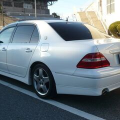 ★美車★２オーナー車★１６年式★セルシオ★Cインテリア★ナビ＆TV★黒本革★サンルーフ★プリクラッシュ★レーダークルーズ★車検4年7月の画像