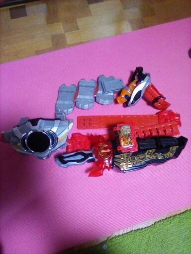 仮面ライダー　変身ベルト　ドライブ　セイバー
