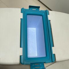 【無料/中古品】クーラーボックス/テーブル付きの画像