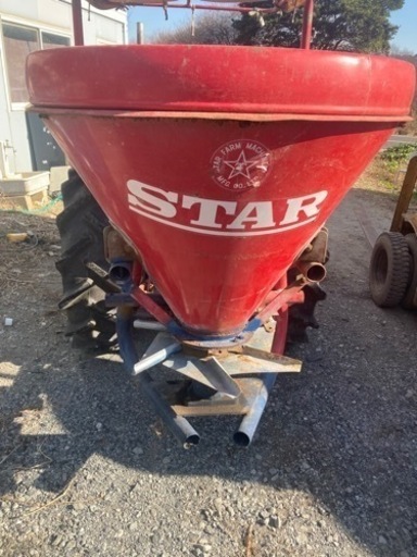 トラクターPTO肥料スプレッダー