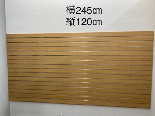 壁掛け什器•木製ディスプレイ