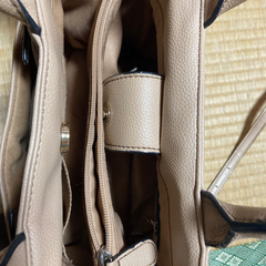 ※値下げしました※GUESS◎ハンドバッグ(ショルダー紐付き)の画像