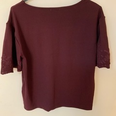 ジーユー　Tシャツ カットソー トップス　サイズSの画像