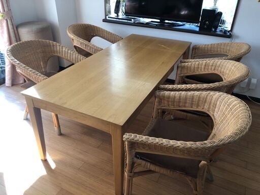 【2022年1月19日～21日の受け渡し限定】ダイニングテーブル 180cm 伸縮式 ニトリ ラタンチェア 5脚セット 籐 椅子