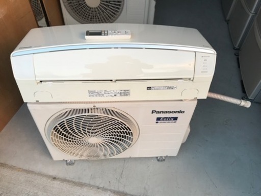 値下げ☆Panasonic パナソニック　4.0kwエアコン　CS-EX408C2-W  2018年製