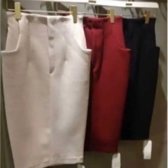 セール/即日発送可【定価1万】snidel ソリッドポケットタイトスカートの画像