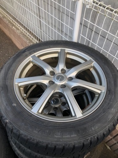 225/55 r18 ウィンターマックス　ダンロップ　バリ山