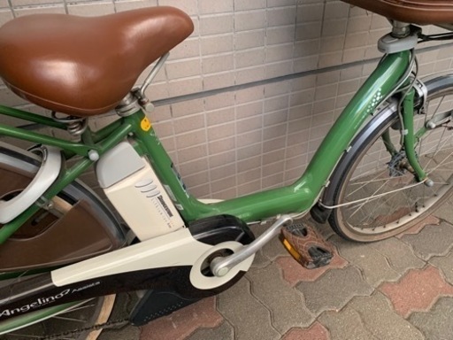 新春SALE 東京23区配達無料　新基準　ブリヂストン　アンジェリーノ　8.1Ah リチウム 電動自転車☆中古☆BS☆26