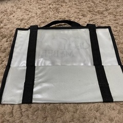 【中古】CECIL McBEEのビニール袋とショップ袋の画像