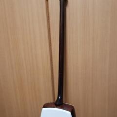 三味線　中棹　皮張替済　ハードケース　小物類もセットの画像