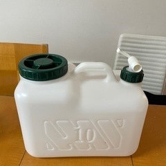 キャンプ用の水タンク（非常時用にも）
