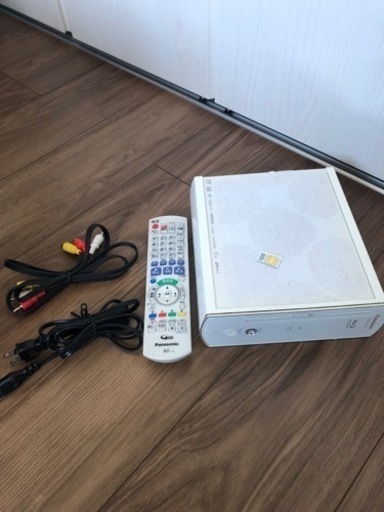BluRayレコーダー　パナソニック　Panasonic　DMR-BF200　ブルーレイ　ホワイト　白　中古