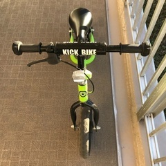 子供用 自転車  キックバイク　KYUZO  （ストライダー  ランニングバイク）の画像