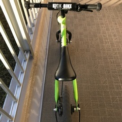 子供用 自転車  キックバイク　KYUZO  （ストライダー  ランニングバイク）の画像