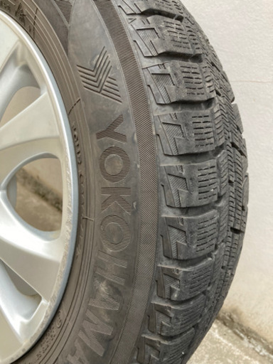 スタッドレスタイヤ14インチ
