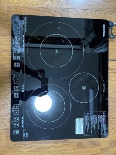 アイリスオーヤマ製　3口IHクッキングコンロと台