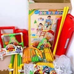 ブランコ付きジャングルジムの画像