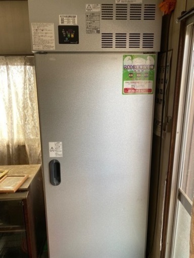 玄米保管冷蔵庫(7袋家庭用100v)