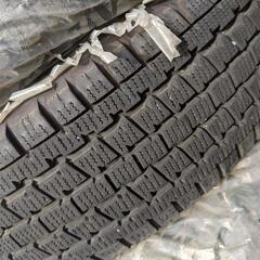 💥6000円💥🚛エブリイ🚛に履かせていた❄スタッドレス❄