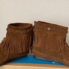 ⚫︎美品⚫︎ ミネトンカ　ショート　ブーツの画像