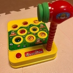 もぐらたたきゲームのおもちゃ