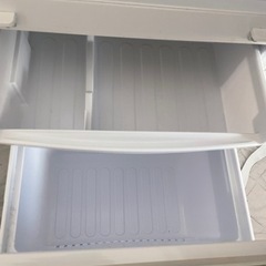 SHARP 冷蔵庫の画像