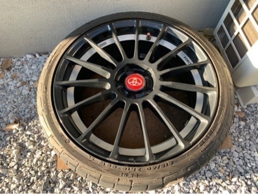 プリウス 18インチ ブラック 希少品