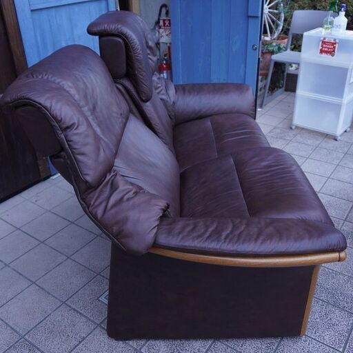 北欧ノルウェーのメーカーEKORNES(エコーネス)社のストレスレスエルドラド2人掛けソファです。 リビングはもちろんシアタールームなどにおススメの北欧デザインのハイバックソファ♪BL436
