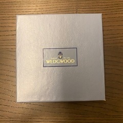 新品未使用　ウエッジウッド　ジャスパートレイ　＆　ウンガロ　ハート型小皿の画像