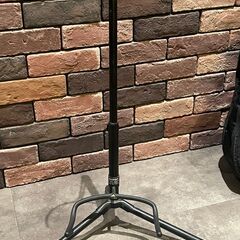 札幌引き取り限定 アコースティックギター F-15/TS スタンドとケース付きの画像