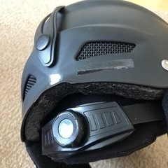 (引取限定)ジュニア用スキー&スノーボードヘルメット(中古)の画像