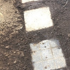庭石処分 3.5万円コンクリート平板 ブロックなども大丈夫です 東京 埼玉 千葉 茨城 - 不用品処分
