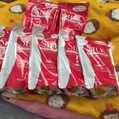 シルク シャンプーとコンデｨショナー合わせて7個