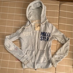 本日　17時まで　Hollister ホリスター  パーカー