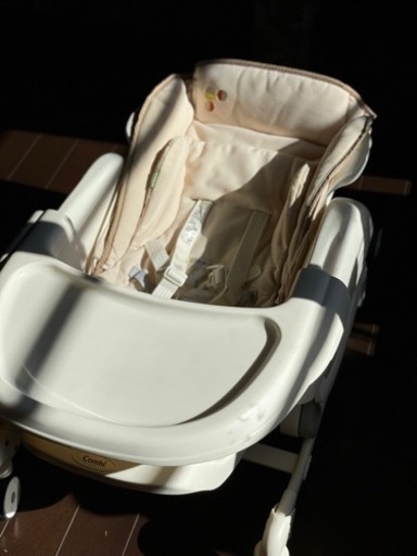 コンビ  電動ハイローチェア