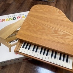 【決まりました】カワイ　グランドピアノ　品番1144
