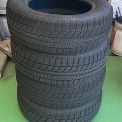 激安　　値下げしました　スタッドレスドタイヤ