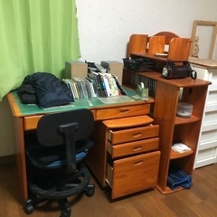 勉強机、椅子