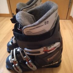 数回履いたスキー靴。サイズ26.0～26.5。無料です。の画像