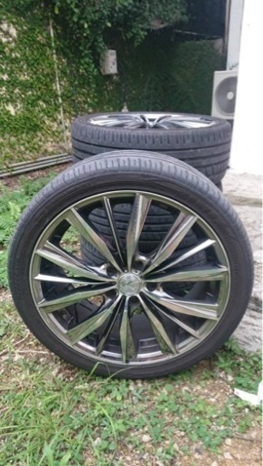 18インチ　ホイール付きタイヤ 4本